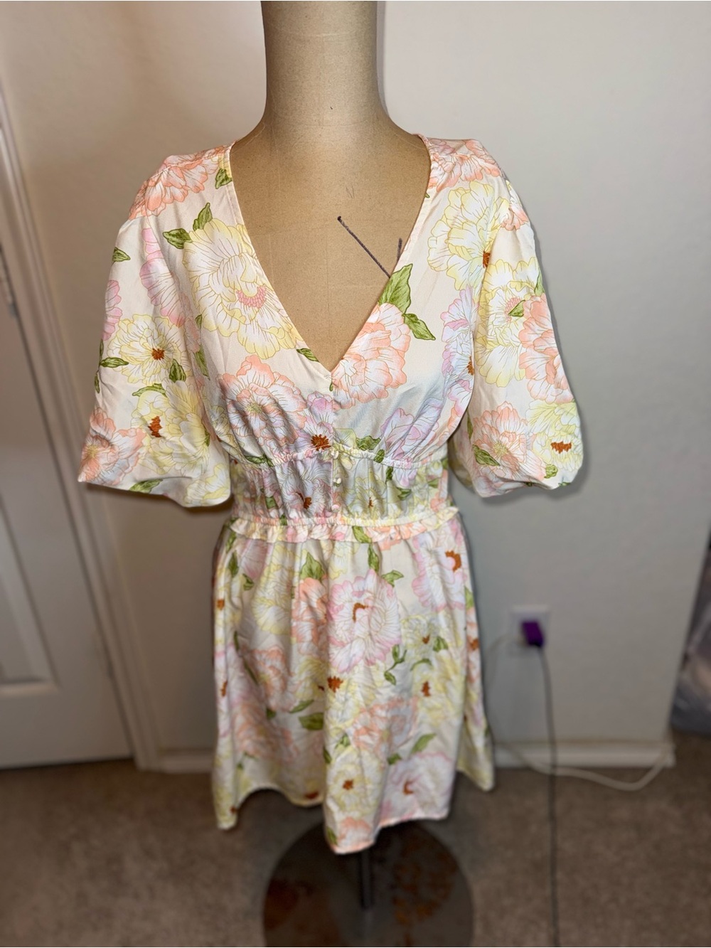 Women’s Salt & Sugar V-neck floral mini dress